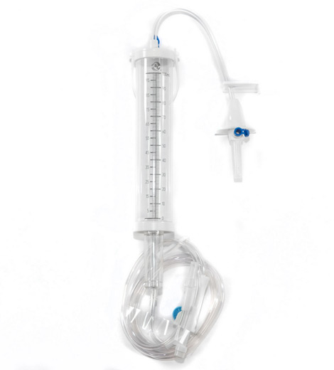 Nuestros equipo de venoclisis DL por gravedad de uso es en el área médica destinados a ingresar por vía intravenosa, ya sea periférica o central, la infusión continua de fluidos. Disponible en varias  presentaciones: Normogotero  (entre 28 y 32 gotas por minuto), Microgotero ( 56 a 64 gotas por minuto), Volúmenes Medidos (100ml de capacitad en Bureta) y en versiones de sitios de inserción libres de aguja. Elaborados de plástico grado medico , estériles y desechables.  